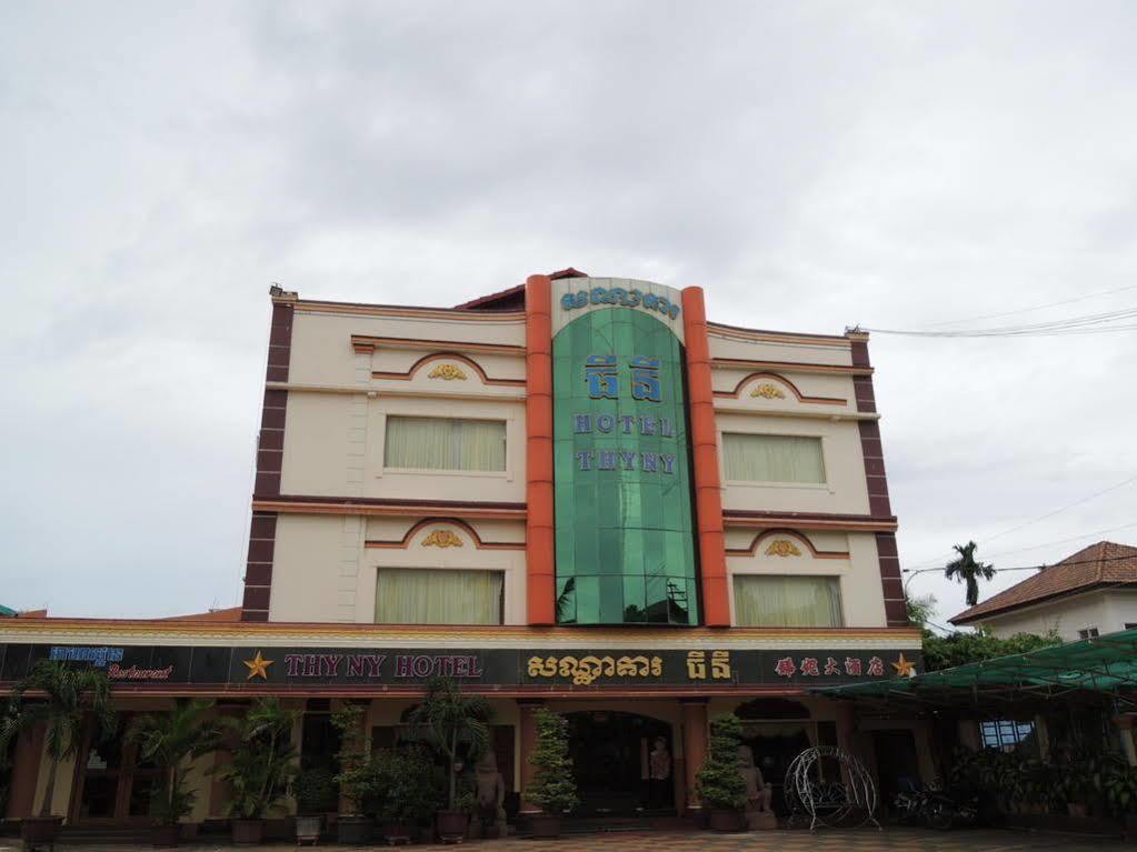 Thy Ny Hotel Battambang Bagian luar foto