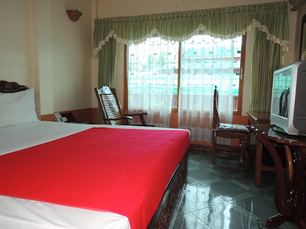 Thy Ny Hotel Battambang Ruang foto