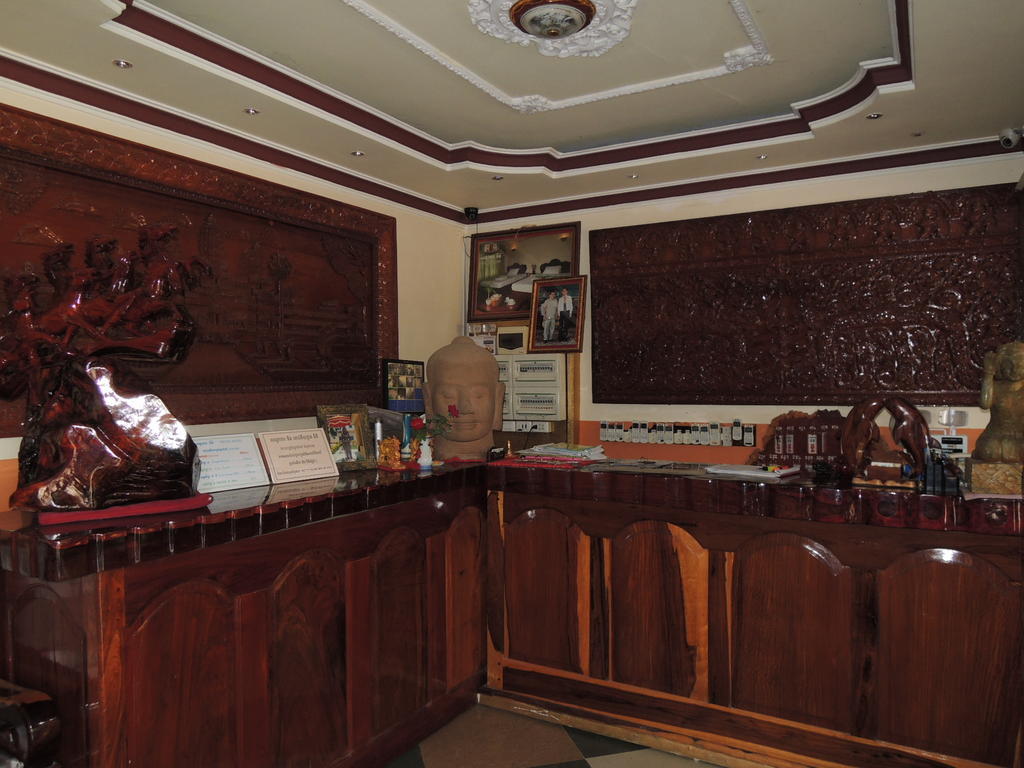 Thy Ny Hotel Battambang Bagian luar foto